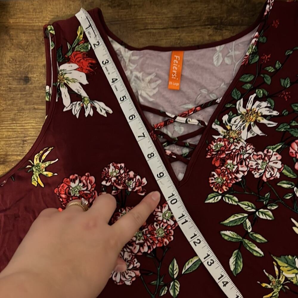 Feiersi Burgundy Soft Floral Lace Up V Neck Tank - Picture 8 of 11